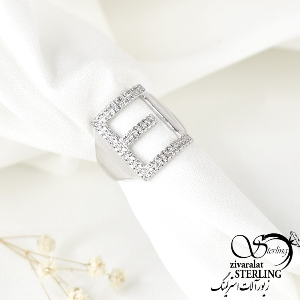 انگشتر E نقره زنانه کد:۱۵۱۲